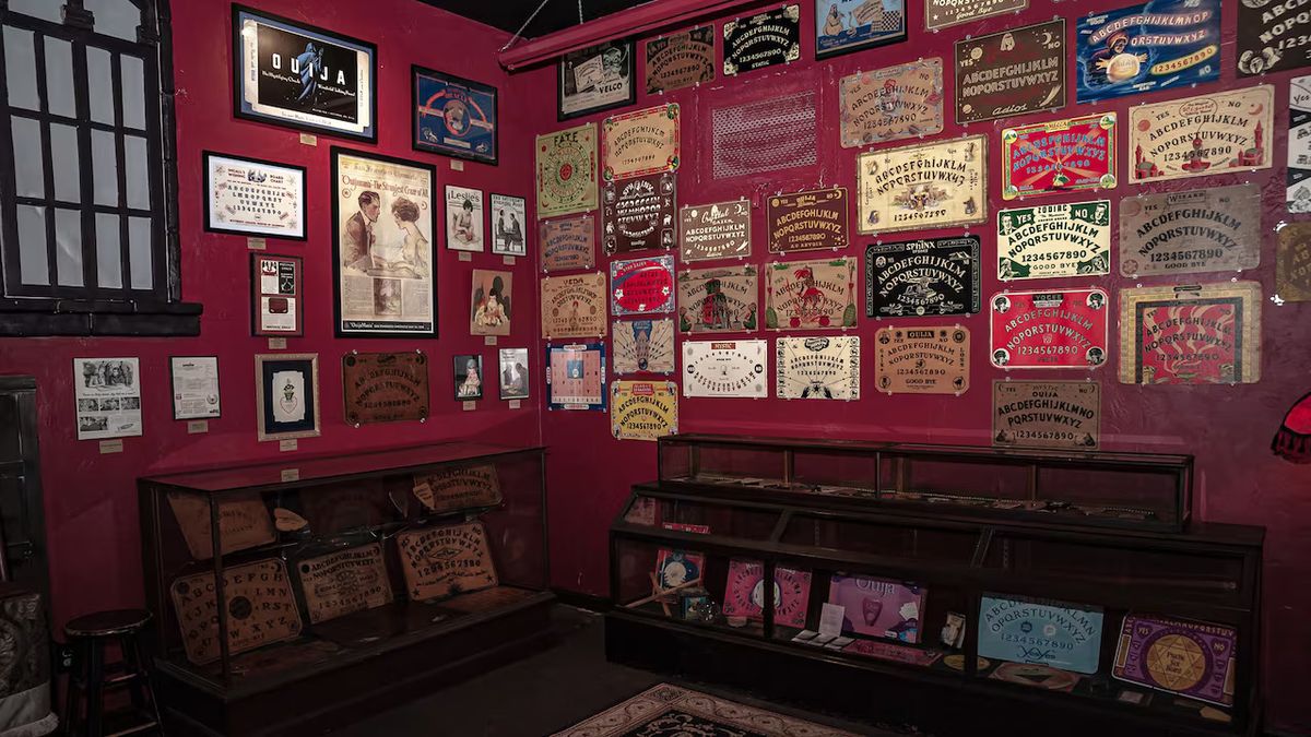 Cómo es el aterrador Museo de la Ouija donde ocurren fenómenos paranormales. Cómo es el aterrador Museo de la Ouija donde ocurren fenómenos paranormales.