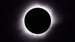 El eclipse total de sol se producirá sobre el mediodía del lunes 14 de diciembre, donde enpleno día habrá oscuridad total durante dos minutos
