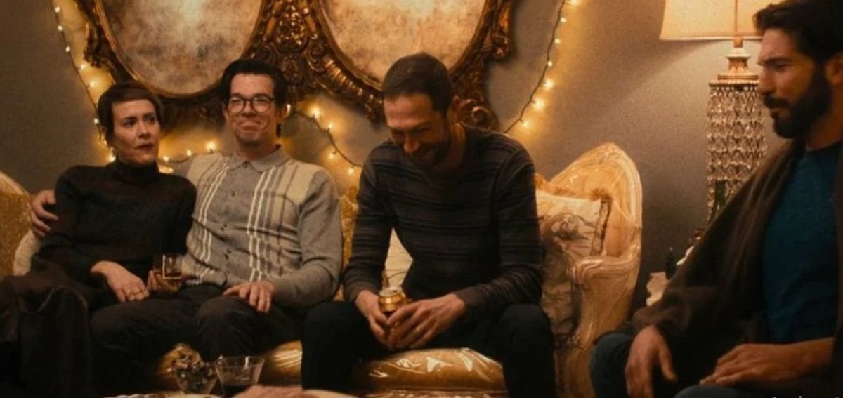 Para qué tentar a la suerte, si van a estar incómodos, quédense en la casa viendo tele Para qué tentar a la suerte, si van a estar incómodos, quédense en la casa viendo tele