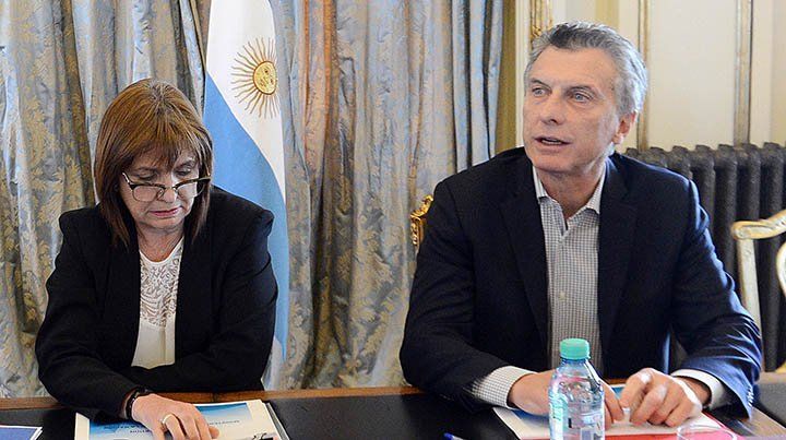 Macri respaldó fuertemente a Bullrich tras los pedidos de denuncia