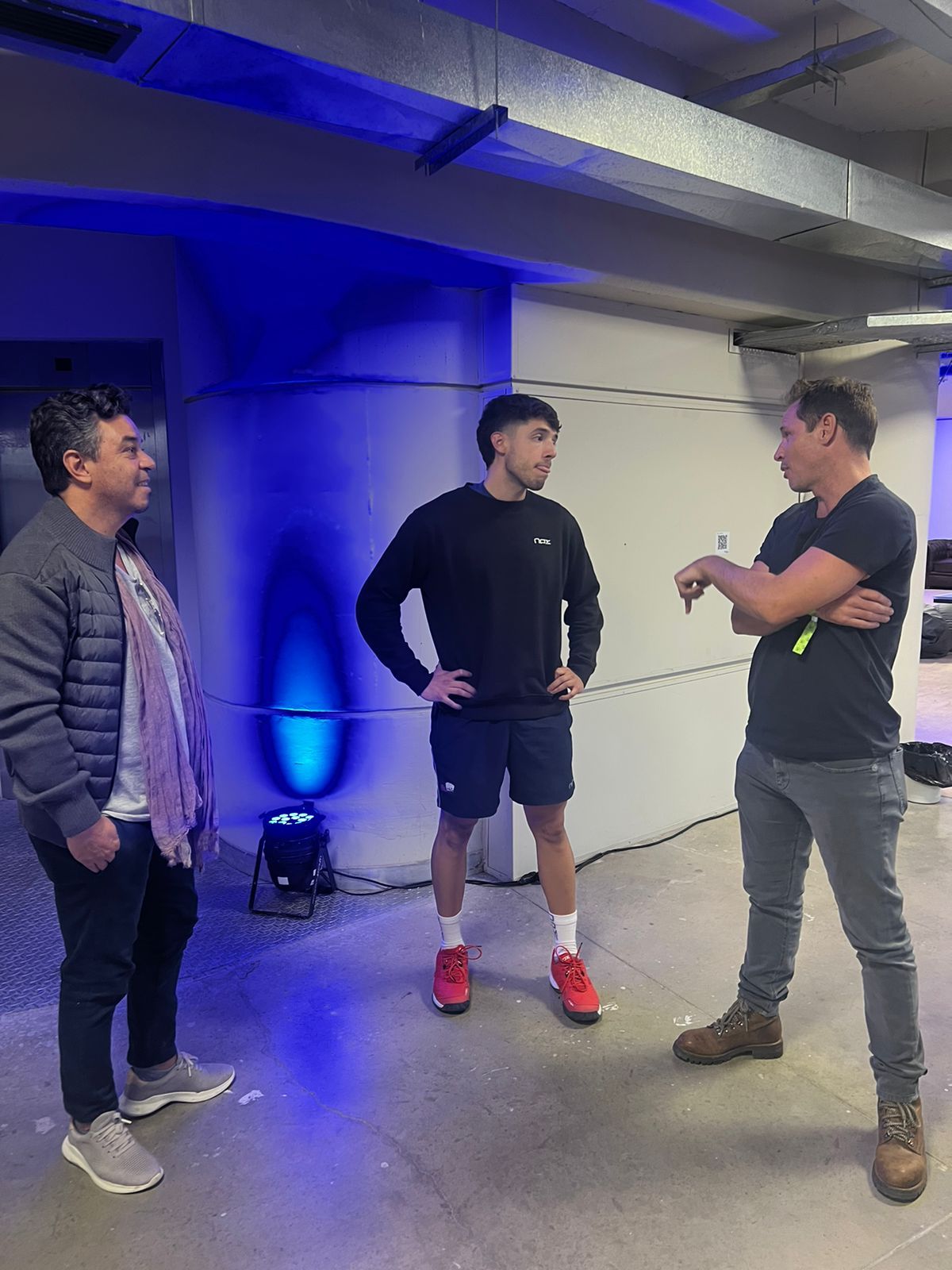 Encuentro íntimo en el Aconcagua Arena: Gallardo, Tapia y Jorge Brito, presidente de River Encuentro íntimo en el Aconcagua Arena: Gallardo, Tapia y Jorge Brito, presidente de River