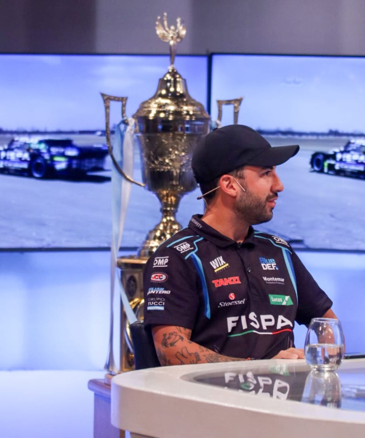 Santero no quiso tocar la Copa de Oro. Santero no quiso tocar la Copa de Oro.