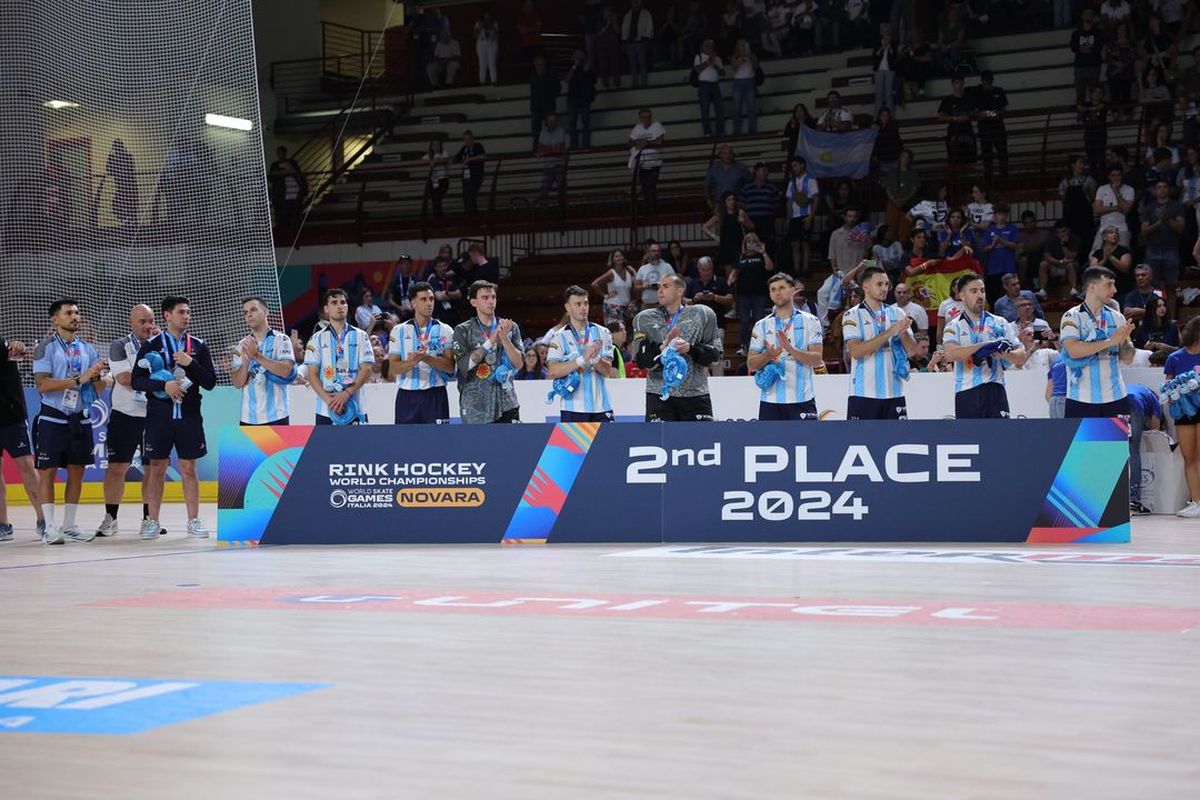 Tres mendocinos formaron parte del plantel nacional. Tres mendocinos formaron parte del plantel nacional.