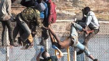 España podrá echar sin permiso judicial a los inmigrantes a Marruecos