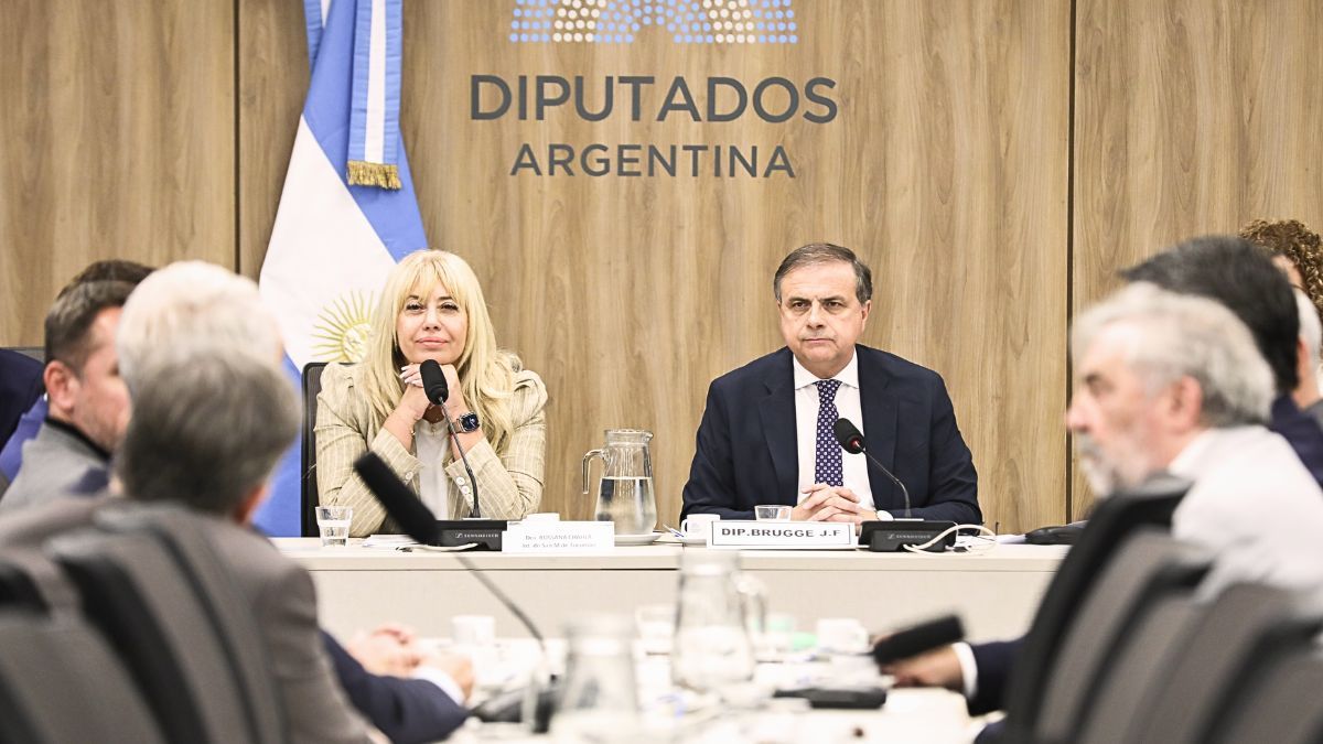 Intendentes pidieron incluir en la reforma tributaria una reducción del IVA para compras y licitaciones