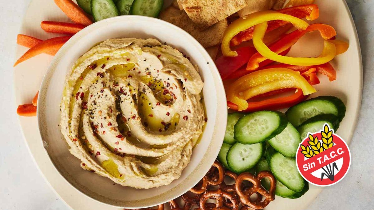 Esta receta de hummus sin TACC es perfectamente rica y fácil de hacer. Esta receta de hummus sin TACC es perfectamente rica y fácil de hacer.