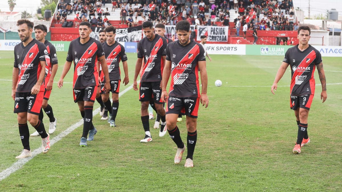 El equipo de Sara no pudo con San Martín de Tucumán. Foto: Cristian Lozano/UNO. El equipo de Sara no pudo con San Martín de Tucumán. Foto: Cristian Lozano/UNO. 