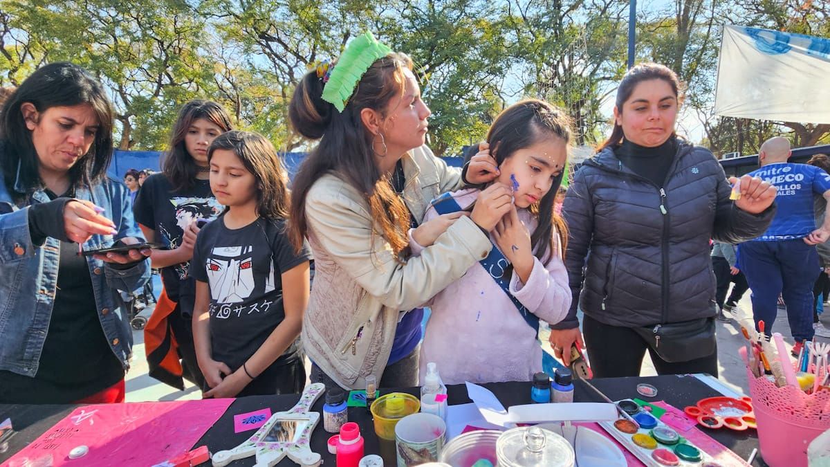 Stand de maquillaje de la Academia Amelie. Stand de maquillaje de la Academia Amelie.