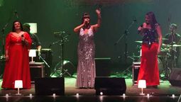 Mendoza Romántica en el Teatro Independencia.