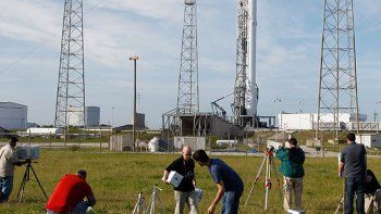 La nave SpaceX llegó a la estación especial con provisiones
