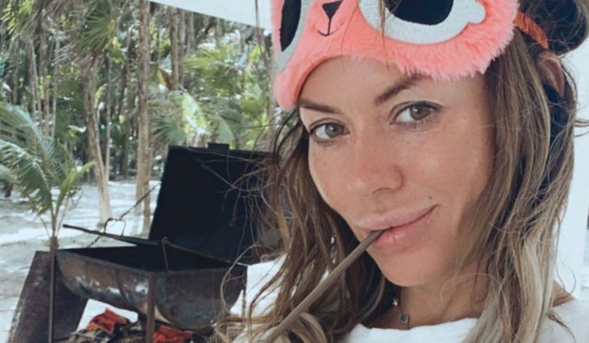 Karina Jelinek impactó con su foto a cara lavada: No te maquilles más