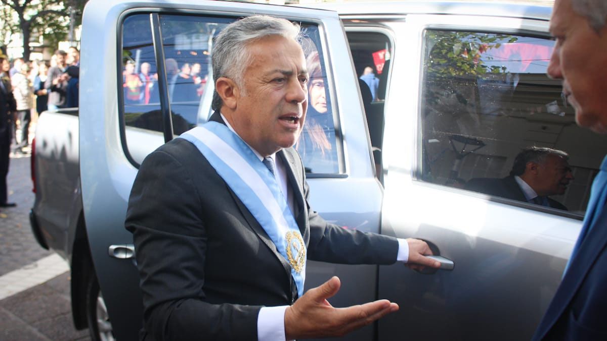 Cornejo en la apertura de sesiones ordinarias en la Legislatura, el 1 de mayo. Cornejo en la apertura de sesiones ordinarias en la Legislatura, el 1 de mayo.