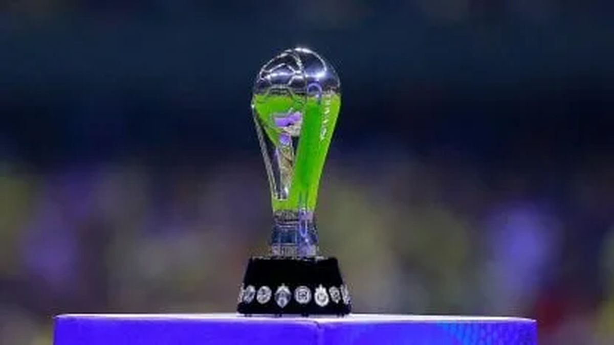 El fútbol de México, en la recta final de la temporada. Todos quieren el trofeo, pero solo uno podrá alzarlo. El fútbol de México, en la recta final de la temporada. Todos quieren el trofeo, pero solo uno podrá alzarlo.