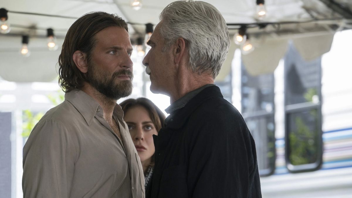 Nace una estrella es una película dirigida y protagonizada por Bradley Cooper. Nace una estrella es una película dirigida y protagonizada por Bradley Cooper.
