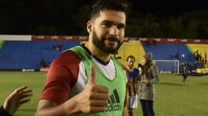 El futbolista que es ciego de un ojo jugará en un club de Primera
