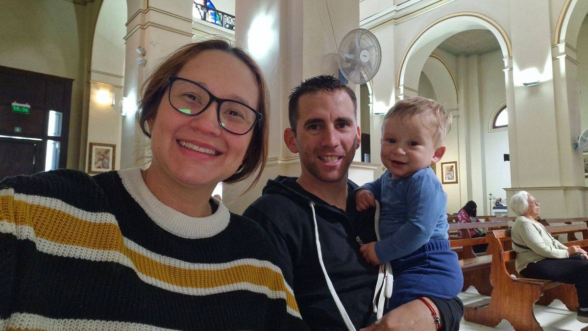 El gendarme Nahuel Gallo y su familia. Patricia Bullrich confió en la denuncia contra Oscar Laborde que el exembajador es colaborador del gobierno de Venezuela. El gendarme Nahuel Gallo y su familia. Patricia Bullrich confió en la denuncia contra Oscar Laborde que el exembajador es colaborador del gobierno de Venezuela.