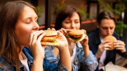 Según Harvard hay 5 alimentos que debemos evitar para tener una vida más larga.
