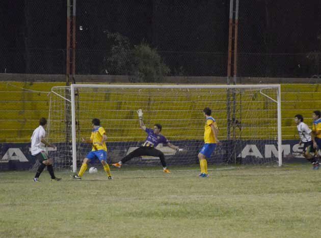 Dura derrota de Huracán ante Tiro Federal de Morteros