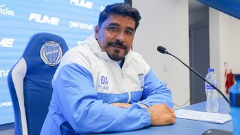 Godoy Cruz, con el debut de Asad, necesita ganarle a San Martín de San Juan para escaparle al descenso Godoy Cruz, con el debut de Asad, necesita ganarle a San Martín de San Juan para escaparle al descenso