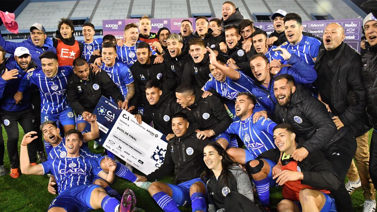 El Tomba festejó su pasaje a los octavos de final y jugará ante Belgrano