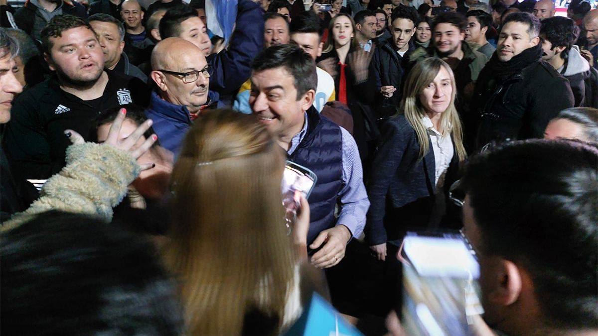 PASO 2023 Omar De Marchi se sumó al búnker de Javier Milei en Mendoza