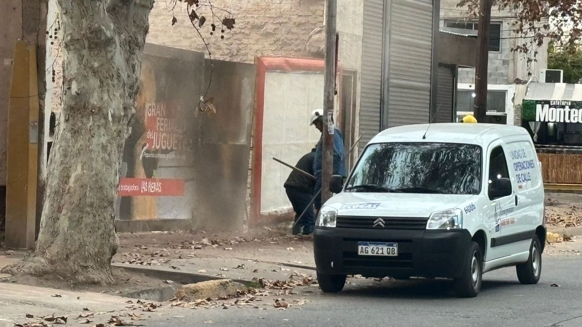 Varias personas fueron evacuadas tras una fuga de gas frente al Polimeni