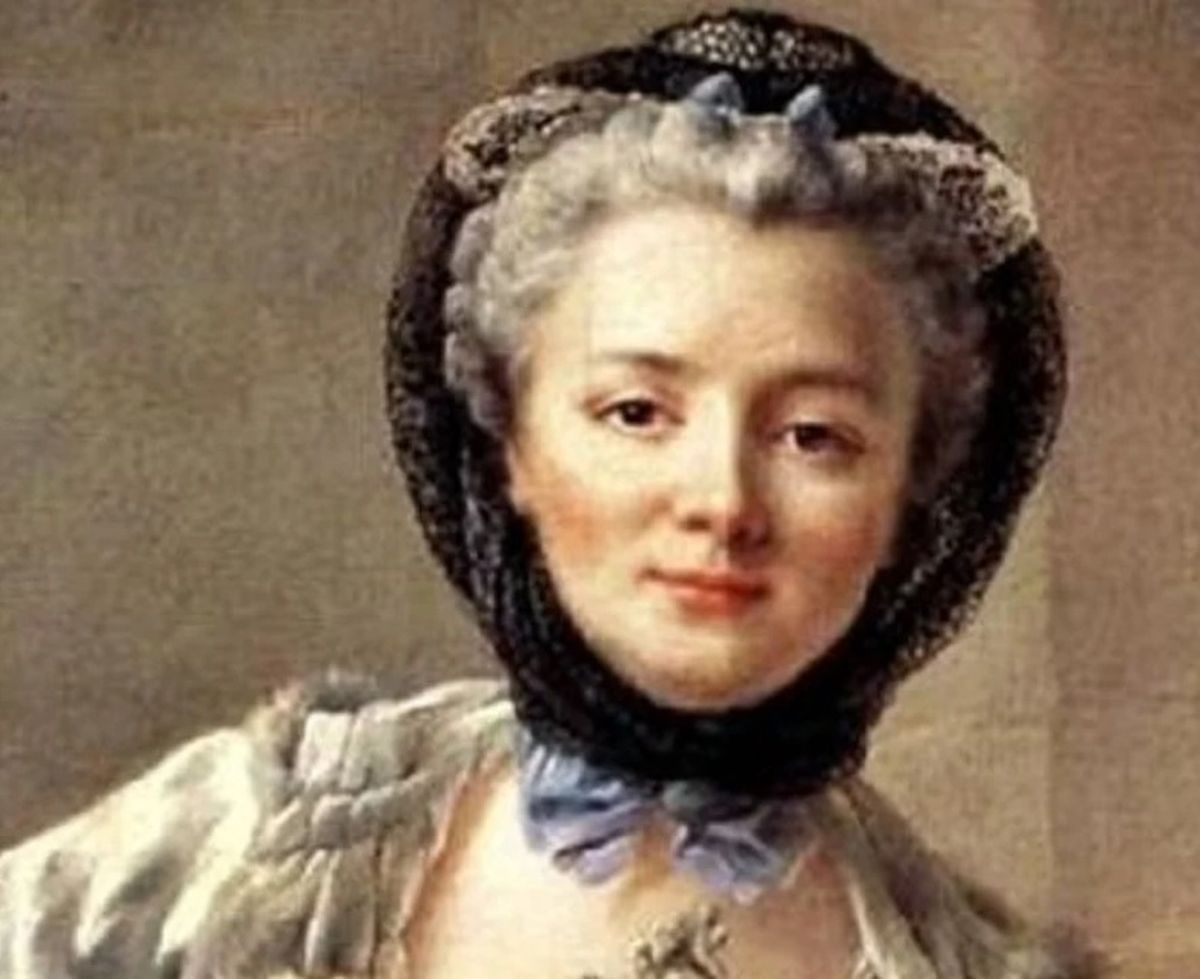 La Condesa se casó muy joven con un capitán de regimiento de la Guardia Real de Rusia y pertenecía a la nobleza. Al quedar viuda heredó una gran fortuna