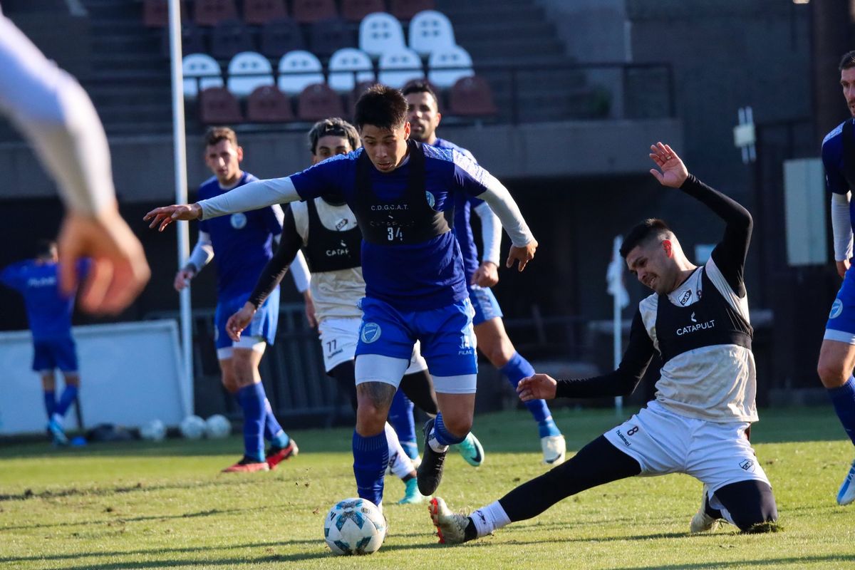 El Indio Fernández en el amistoso frente a Platense. El Indio Fernández en el amistoso frente a Platense.