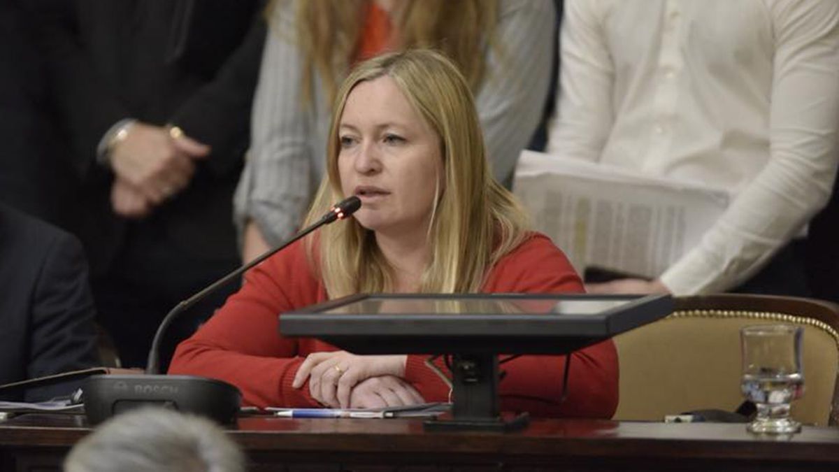 Hebe Casado le respondió por Twitter a Iris Aguilar por su pedido de calma por la falta de vacunas contra el Covid-19