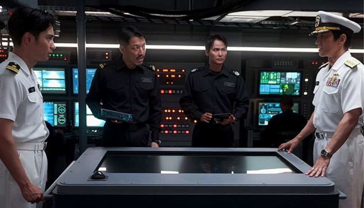 Es un thriller dramático de la Guerra Fría sobre un capitán japonés que se amotina mientras comanda un submarino nuclear. Es un thriller dramático de la Guerra Fría sobre un capitán japonés que se amotina mientras comanda un submarino nuclear.