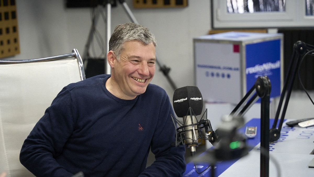 Maximiliano Viale es doctor en meteorología y fue el primero en Susamérica en estudiar el fenómeno de ríos atmosféricos. Maximiliano Viale es doctor en meteorología y fue el primero en Susamérica en estudiar el fenómeno de ríos atmosféricos.