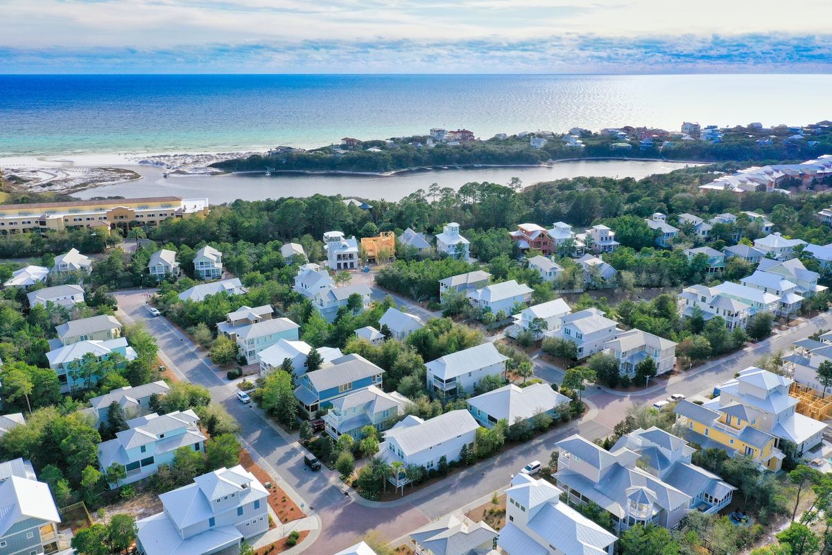 Este tranquilo pueblo tiene una de las mejores playas de América. Este tranquilo pueblo tiene una de las mejores playas de América.