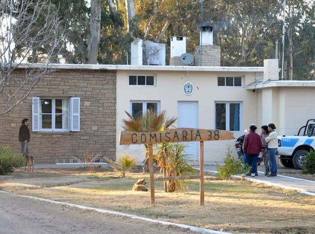 Un balazo lo hirió en la oreja y siguió jugando al futbol sin notarlo