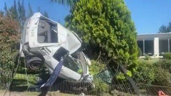 Una nena de 4 años murió al volcar el auto que manejaba su papá