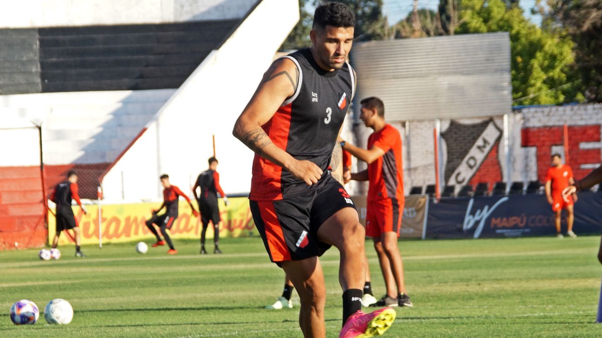 Alejandro Prieto dijo que Deportivo Maipú va a salir adelante en el torneo. Alejandro Prieto dijo que Deportivo Maipú va a salir adelante en el torneo.