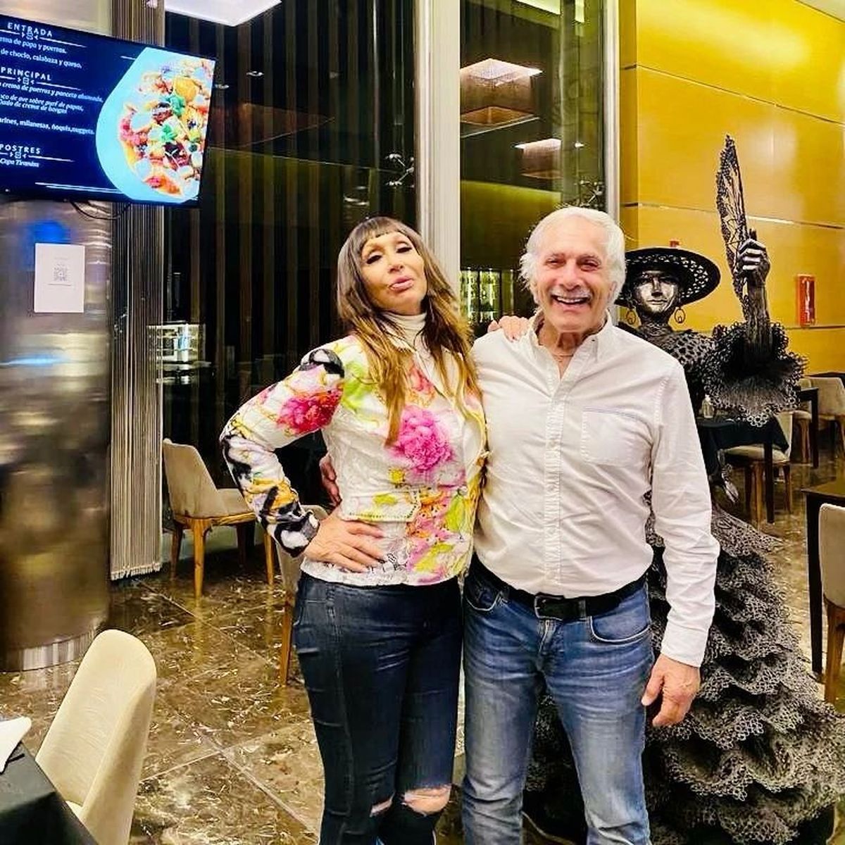 El explosivo look de Moria Casán para su cumpleaños 76.