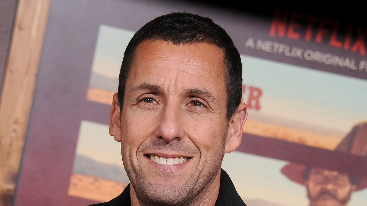 Adam Sandler brilla con una de sus mejores comedias