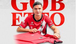 Juan Pablo Gobetto es el primer refuerzo del Deportivo Maipú para el torneo de la Primera Nacional. Juan Pablo Gobetto es el primer refuerzo del Deportivo Maipú para el torneo de la Primera Nacional.