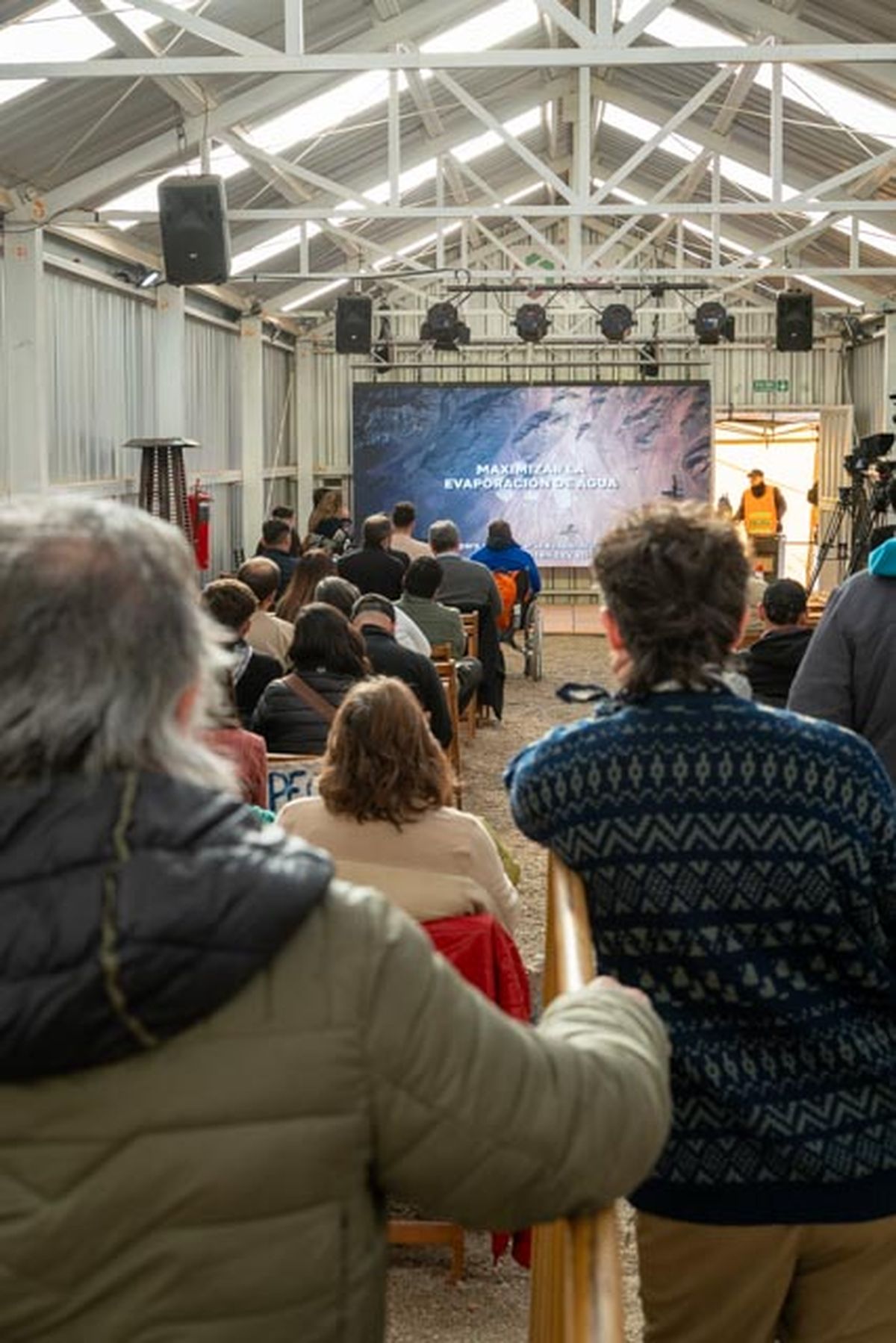 Más de cinco horas duró el cuarto día de la audiencia pública por PSJ Cobre Mendocino. Más de cinco horas duró el cuarto día de la audiencia pública por PSJ Cobre Mendocino.