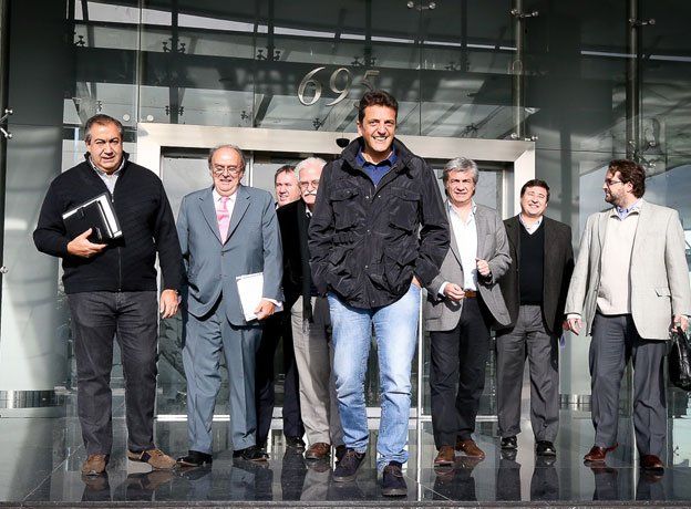 Massa prepara un encuentro con los gremios por Ganancias