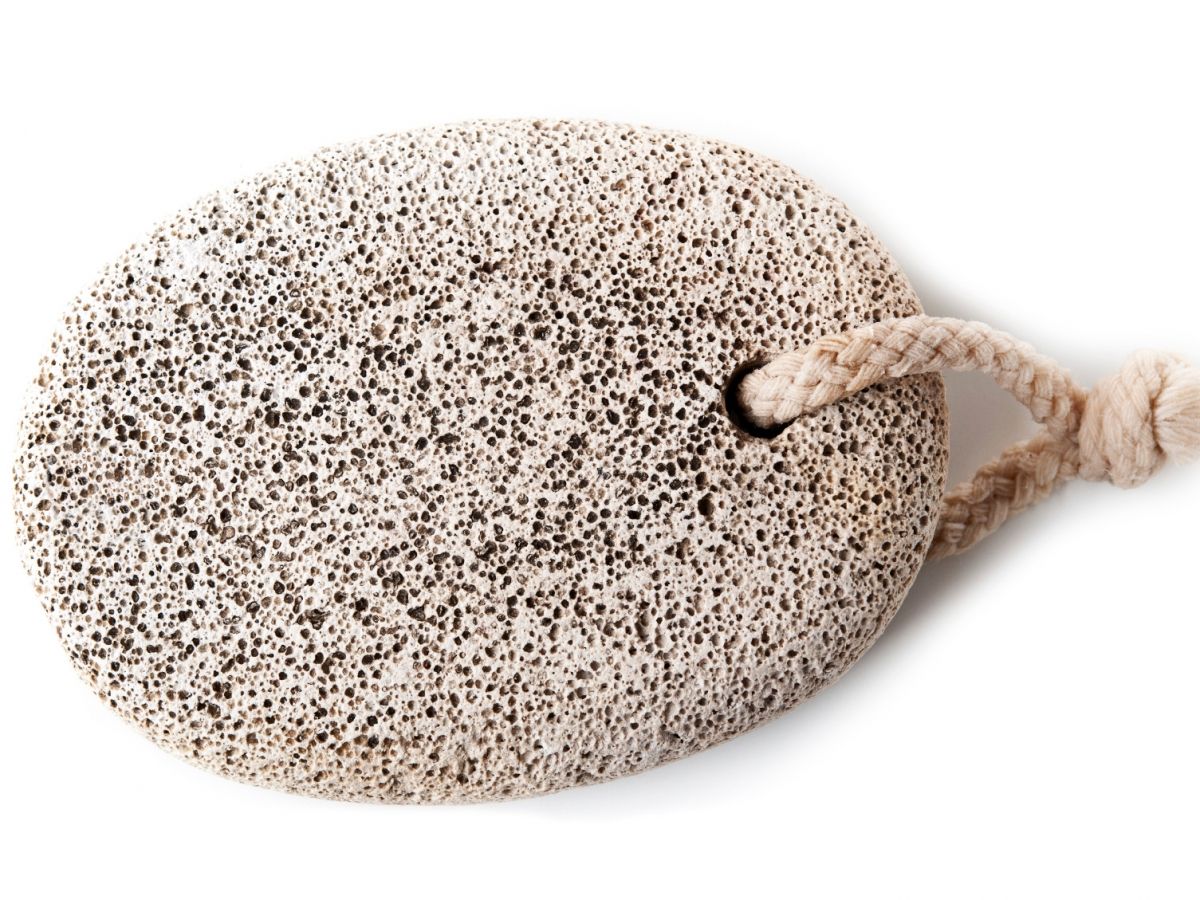 Lavado de pies con piedra pómez: por qué recomiendan hacerlo y para qué sirve Lavado de pies con piedra pómez: por qué recomiendan hacerlo y para qué sirve