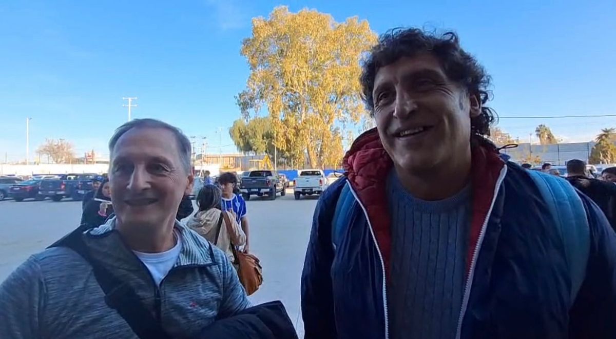 Los históricos del Expreso, presentes en la vuelta al barrio.