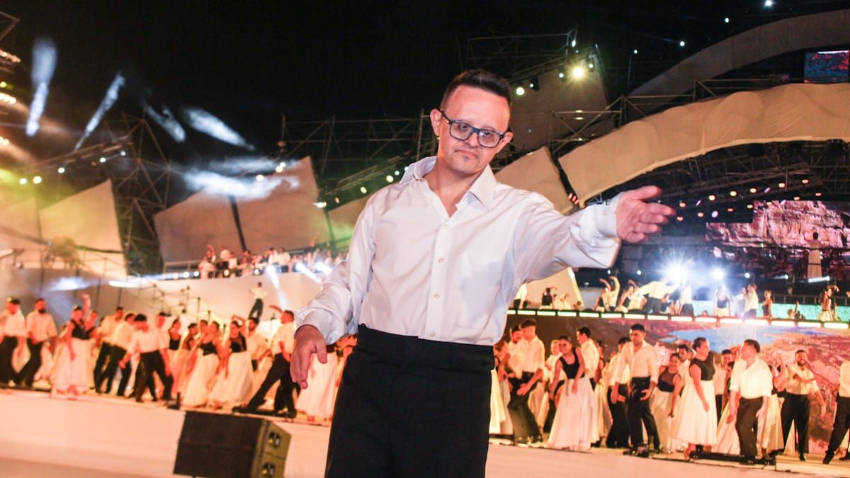 Los artistas con discapacidad ocuparon el escenario central de esta Vendimia 2024 en varias oportunidades. Los artistas con discapacidad ocuparon el escenario central de esta Vendimia 2024 en varias oportunidades.
