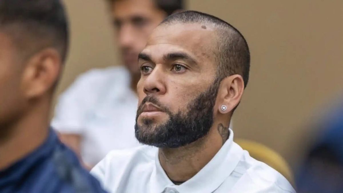 Dani Alves obtuvo la libertad condicional.