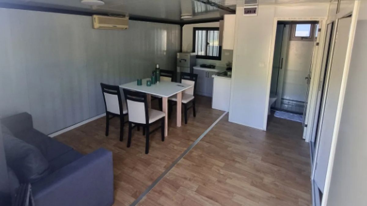 Así se v e por dentro la casa prefabricada que venden en Mercado Libre. Así se v e por dentro la casa prefabricada que venden en Mercado Libre.