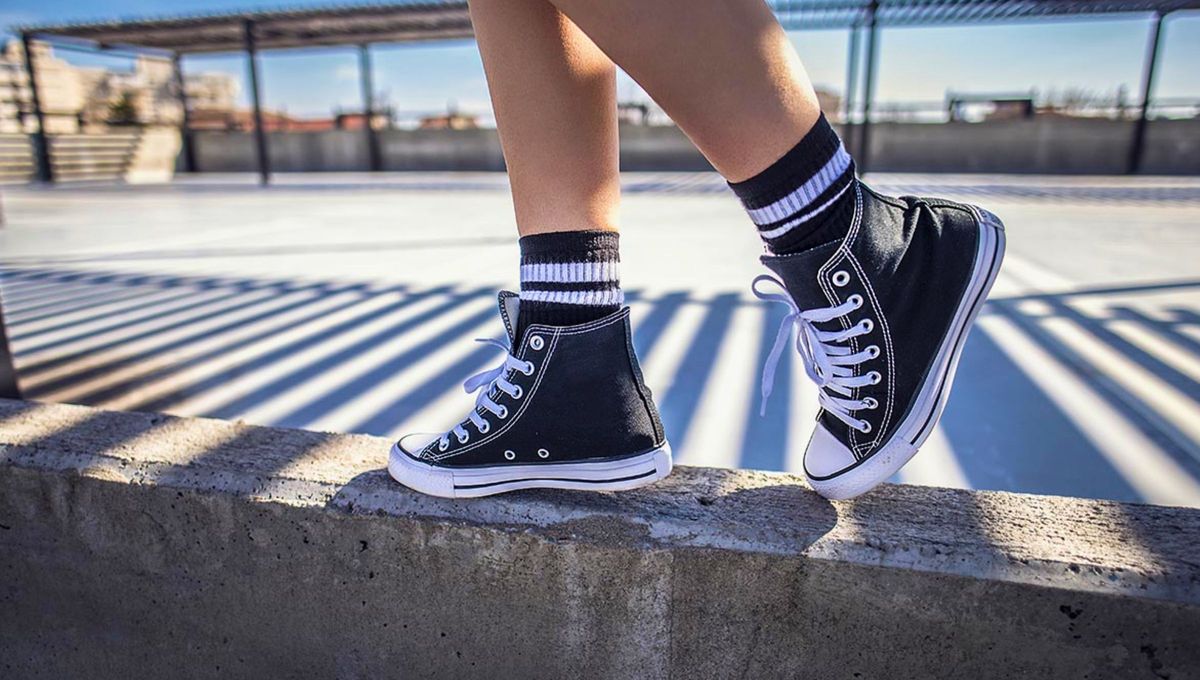 Si bien todas las zapatillas tienen sus diseños con este tipo de agujeros, son muy conocidos en las Converce Si bien todas las zapatillas tienen sus diseños con este tipo de agujeros, son muy conocidos en las Converce