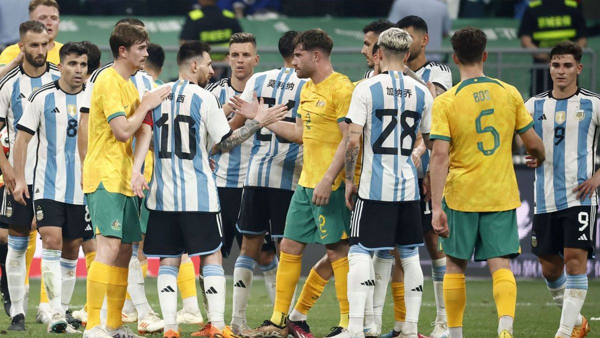El Huevo Acuña podría perderse el inicio de las Eliminatorias Sudamericanas con la Selección argentina.