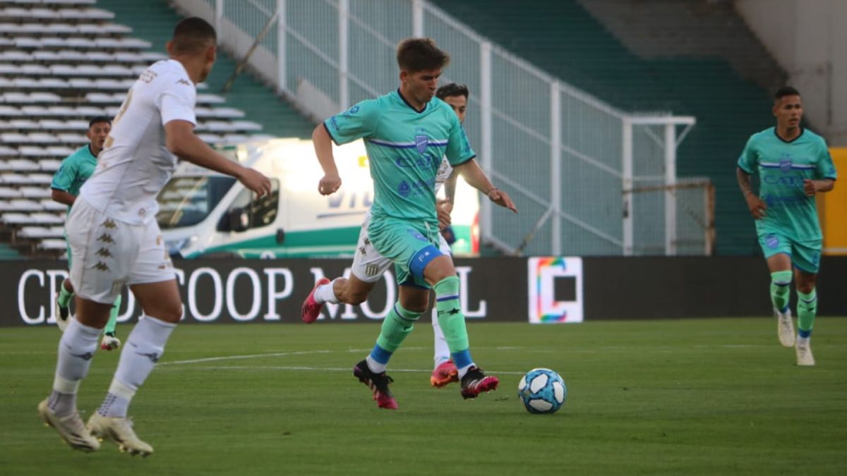 Godoy Cruz juega con Racing por el pasaje a cuartos de final