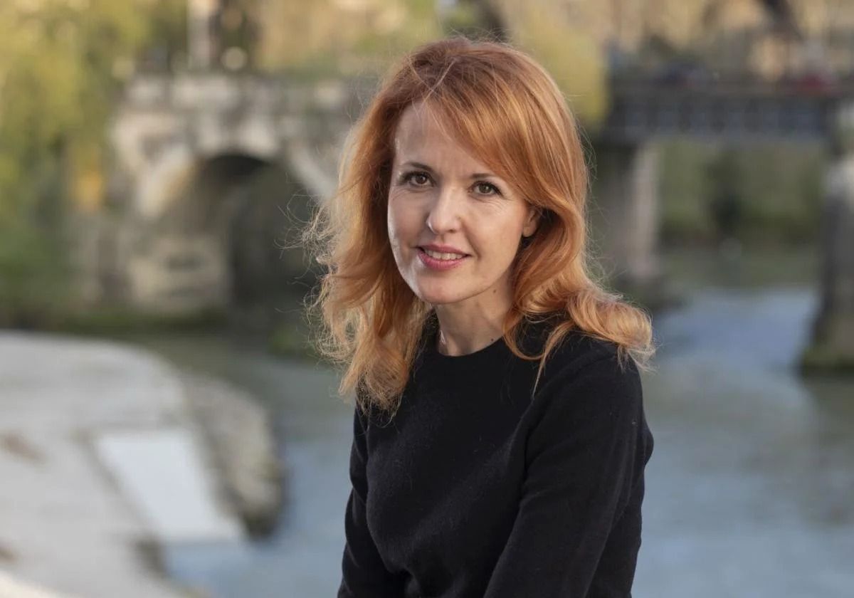 "Ma fía, en siciliano, significa mi hija y parece ser que es lo que gritaban las madres sicilianas cuando mataban a sus hijas", cuenta Montfort. "Ma fía, en siciliano, significa mi hija y parece ser que es lo que gritaban las madres sicilianas cuando mataban a sus hijas", cuenta Montfort.