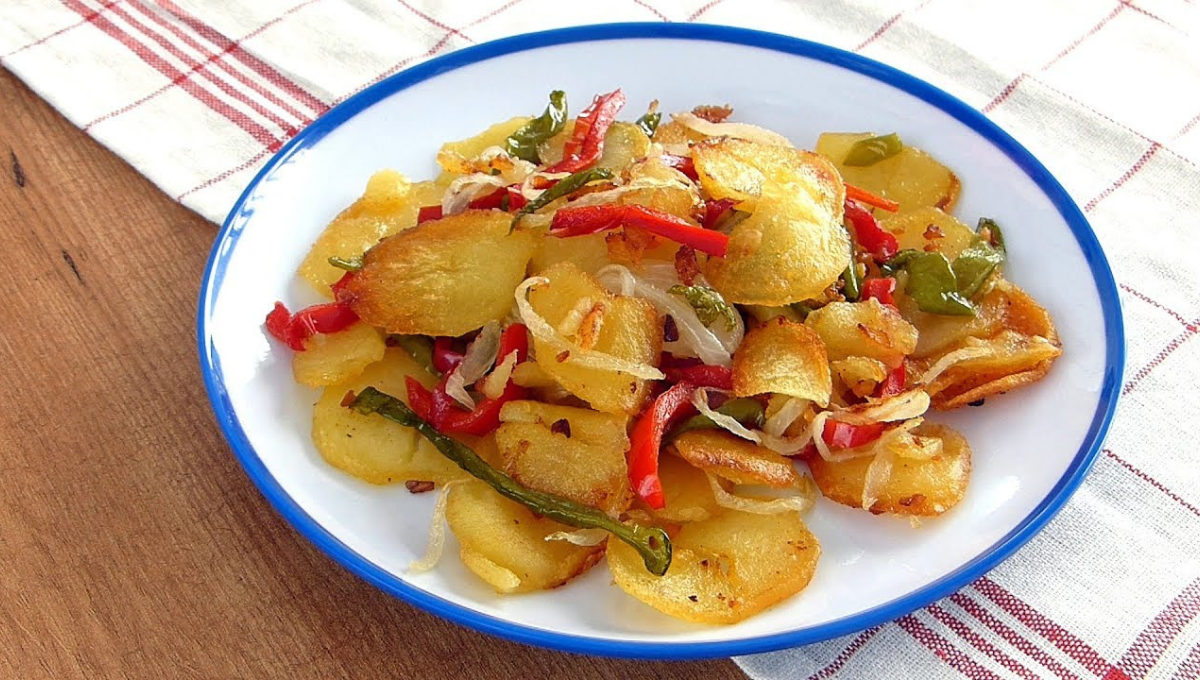 Papas a lo pobre, receta fácil.&nbsp;